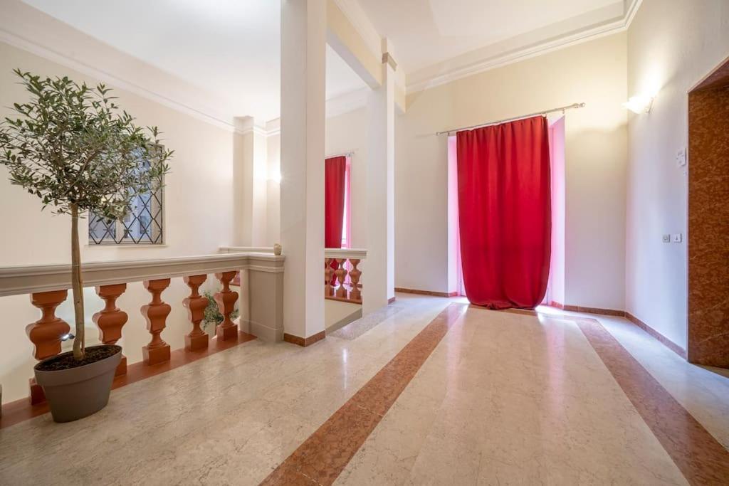 Via Emilia Centro - Stupendo Appartamento A Modena Luaran gambar