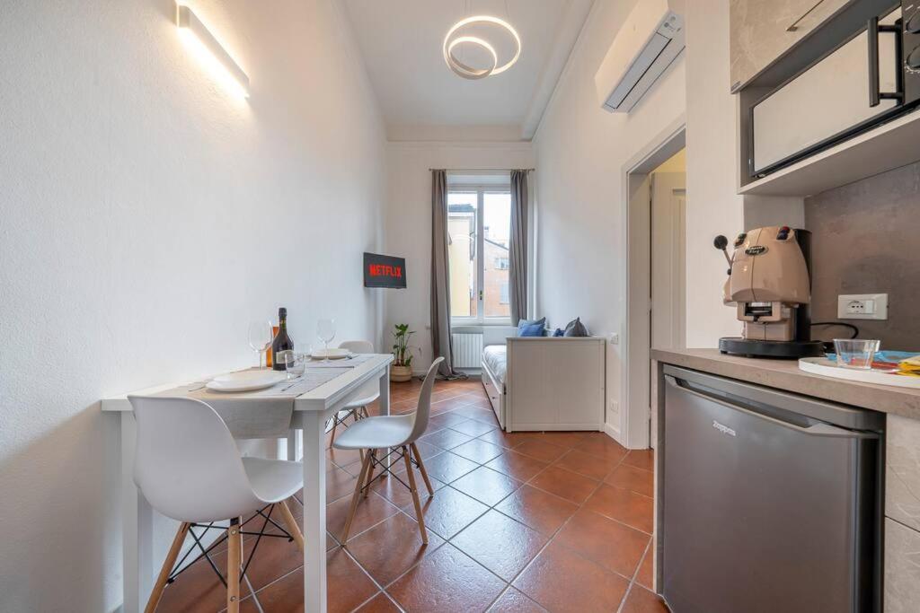 Via Emilia Centro - Stupendo Appartamento A Modena Luaran gambar